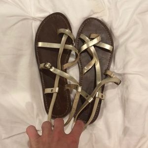 Universal Thread Ancient Greek Style Sandal